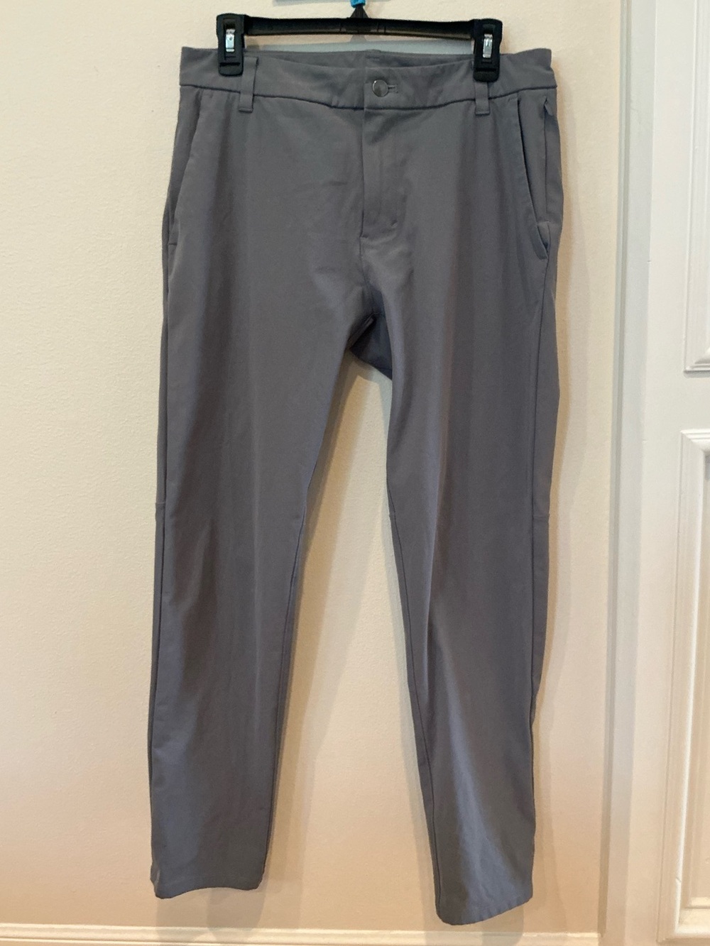 Lululemon Men's Grey ABC Pants - Classic Straight Fit size 31/30